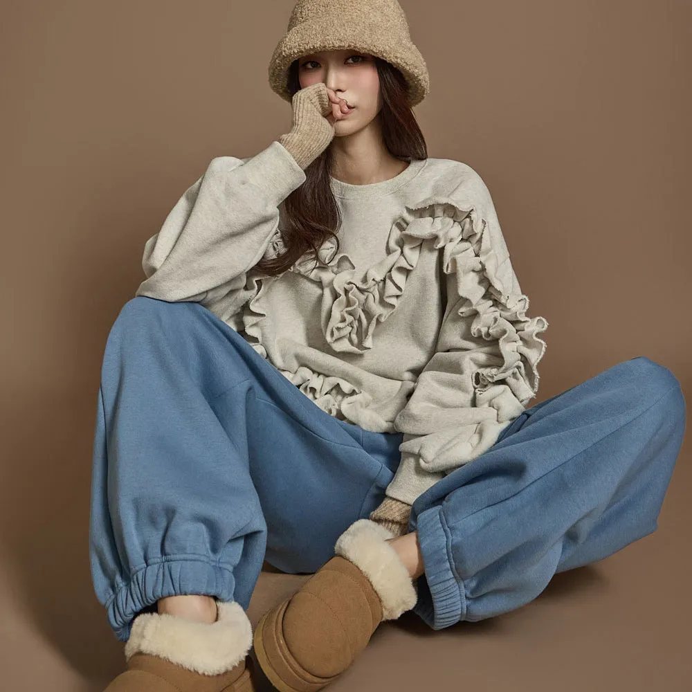 E3625 Fleece-lined Frill Sweatshirt