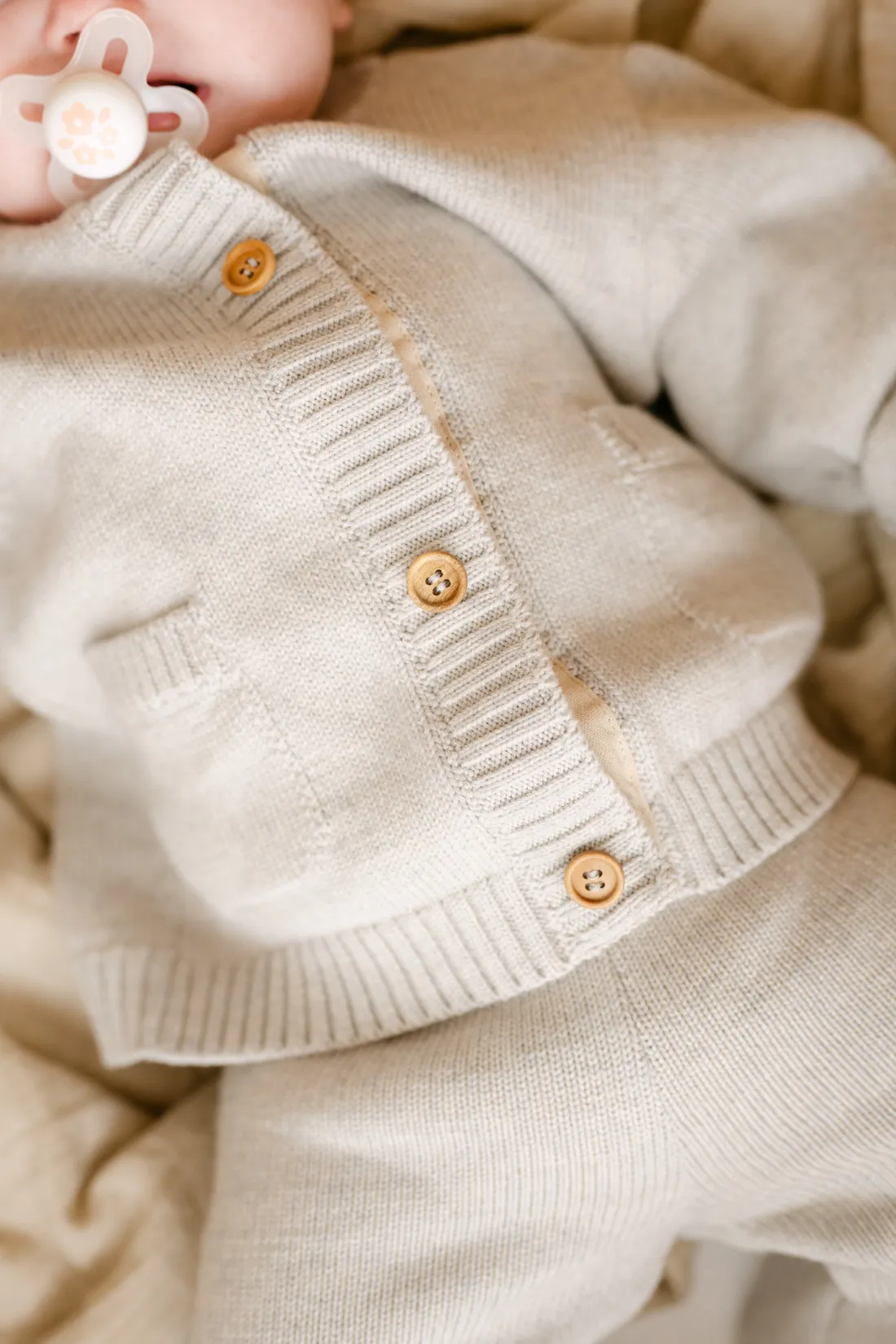 Merino Wool Baby Gift Set in Light Heather Gray