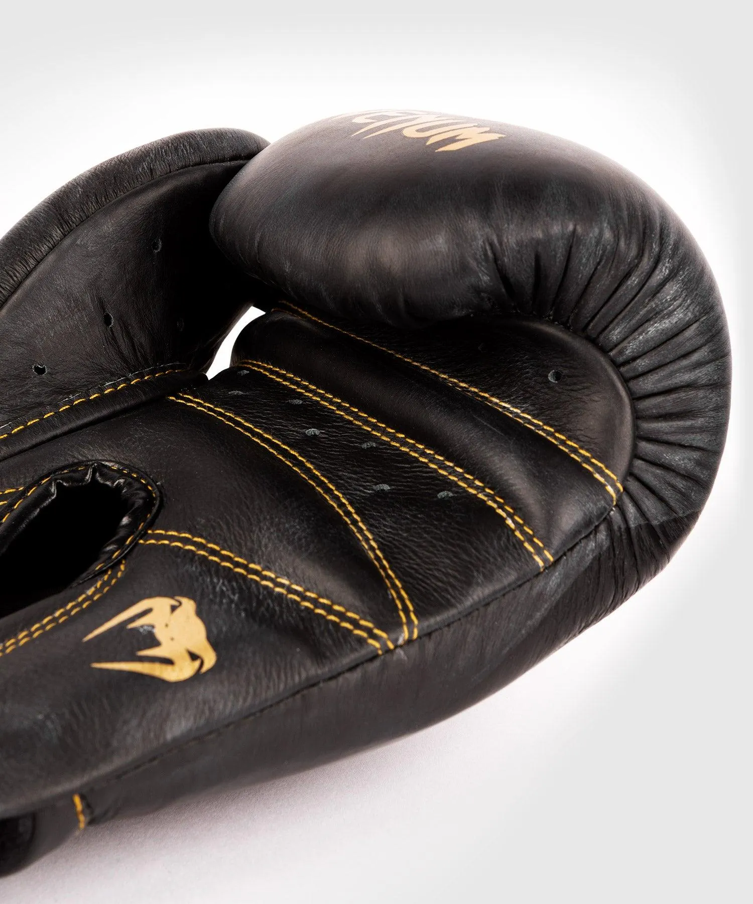 Venum Giant 2.0 Pro Boxing Gloves Velcro - Black/Black-Gold