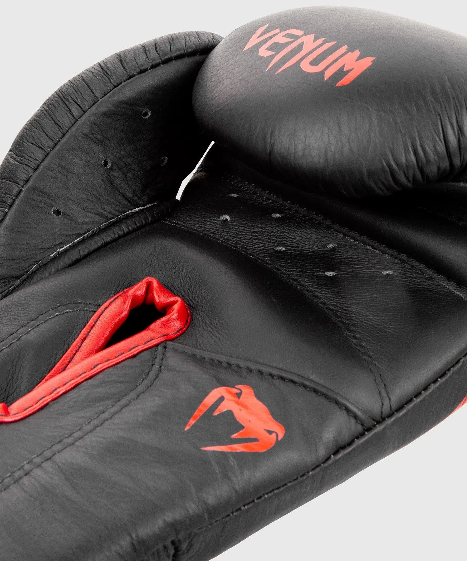 Venum Giant 2.0 Pro Boxing Gloves Velcro - Black/Red